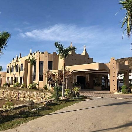 فيغان Safari Hotel And Villas المظهر الخارجي الصورة